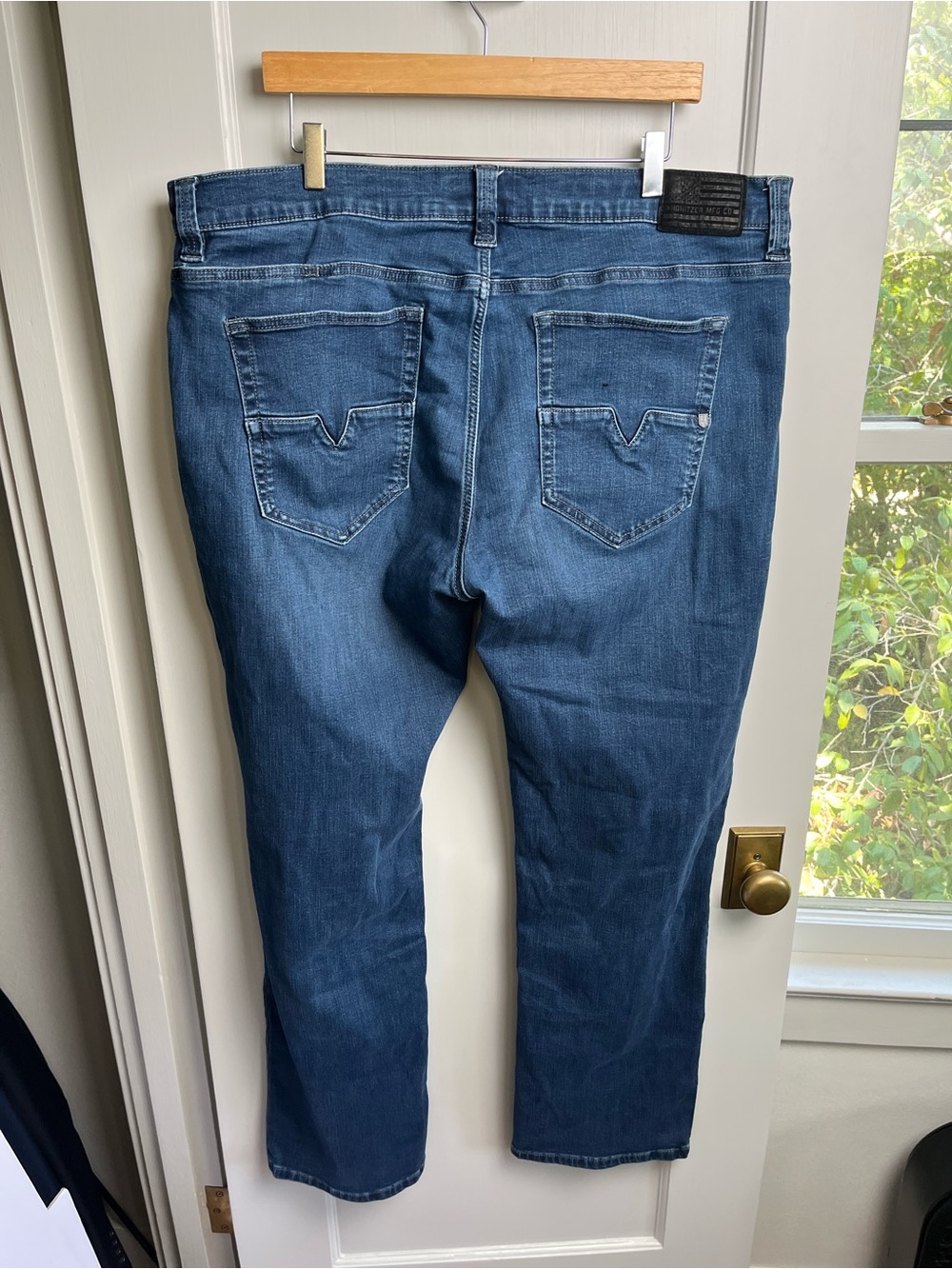 Howitzer Mens Liberty Jeans Size 40x34 Tactical Denim Relaxed Taper Stretch - Picture 8 of 11